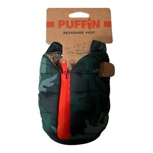 Puffin Beverage‎ Camo Vest Koozie NWT